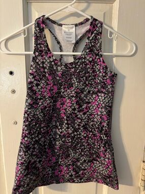 ivivva athletica Girl’s Racerback Tank Top Size 10 Pink Gray Black Geometric